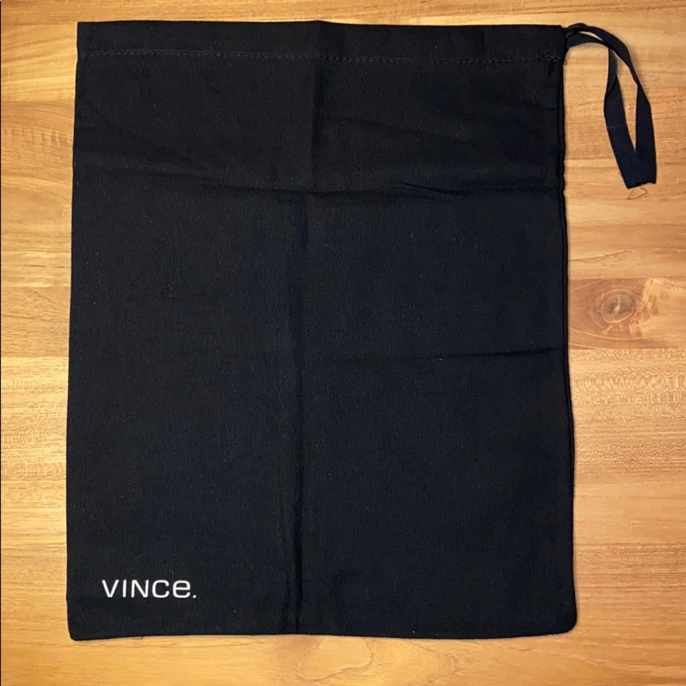 VINCE dust bag